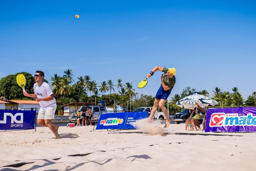 Santo Amaro Open de Beach Tennis define campeões