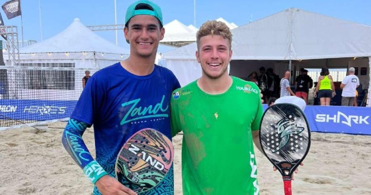 Atletas Brasileiros Brilham e Avançam no Mundial de Beach Tennis!