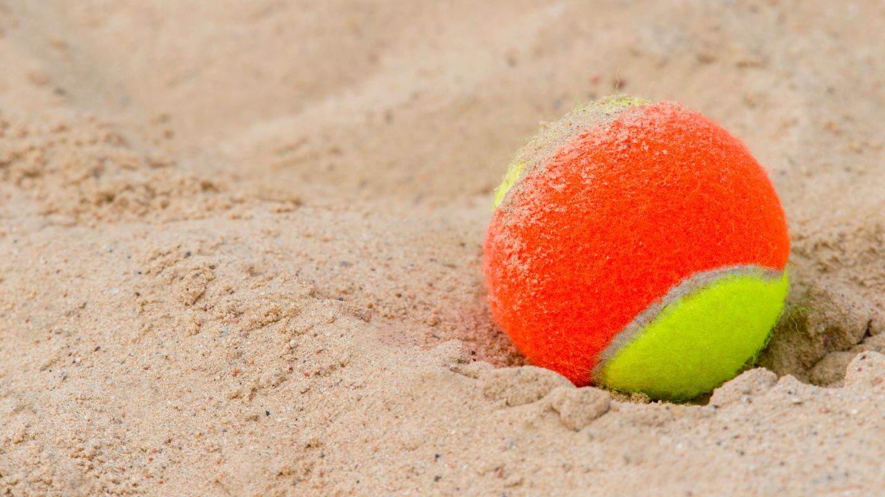 Quase 50% dos Jogadores de Beach Tennis Enfrentam Lesões! Descubra Mais.