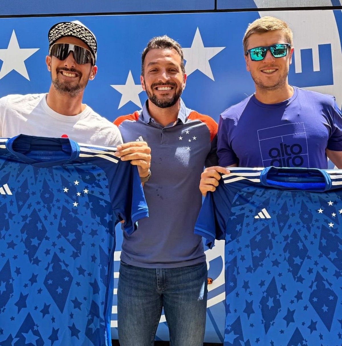 André Baran, número 1 do mundo no beach tennis, durante visita à Toca da Raposa em Belo Horizonte.