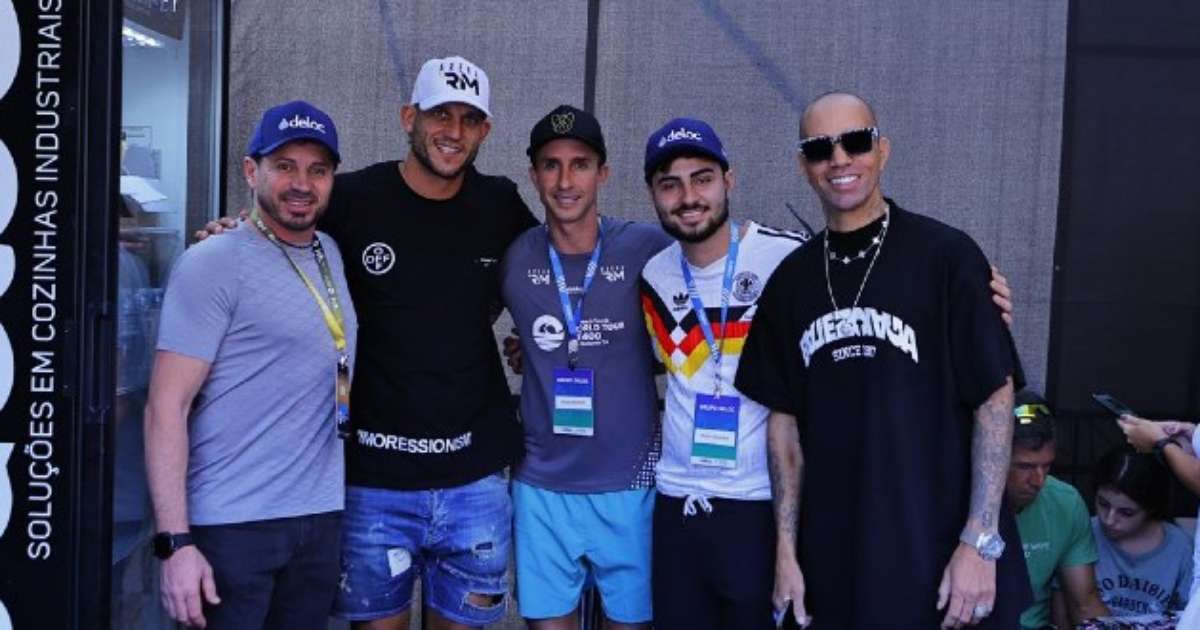 Diego Tardelli jogando beach tennis no ITF BT 400 em Belo Horizonte.