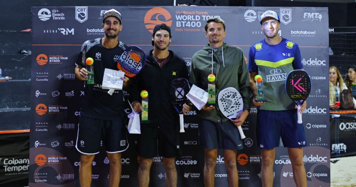 André Baran e Michele Cappelletti durante a final do torneio ITF BR 400 de beach tennis em Belo Horizonte.