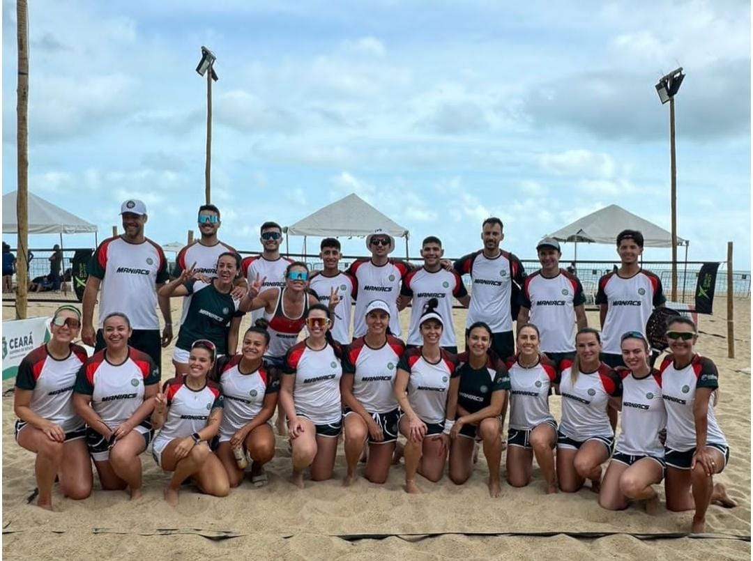 Atletas do Esporte Clube Concórdia competindo na Copa das Federações de Beach Tennis em Fortaleza.