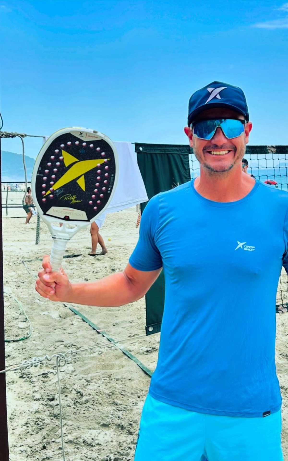 Ralff Abreu treinando para a temporada de Beach Tennis em Icaraí, Niterói.